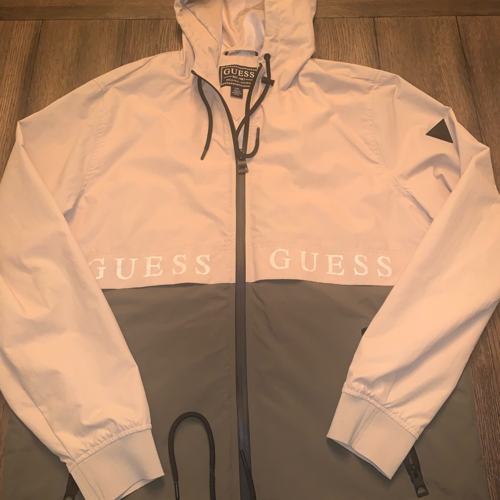 Guess Lightweight Jacket